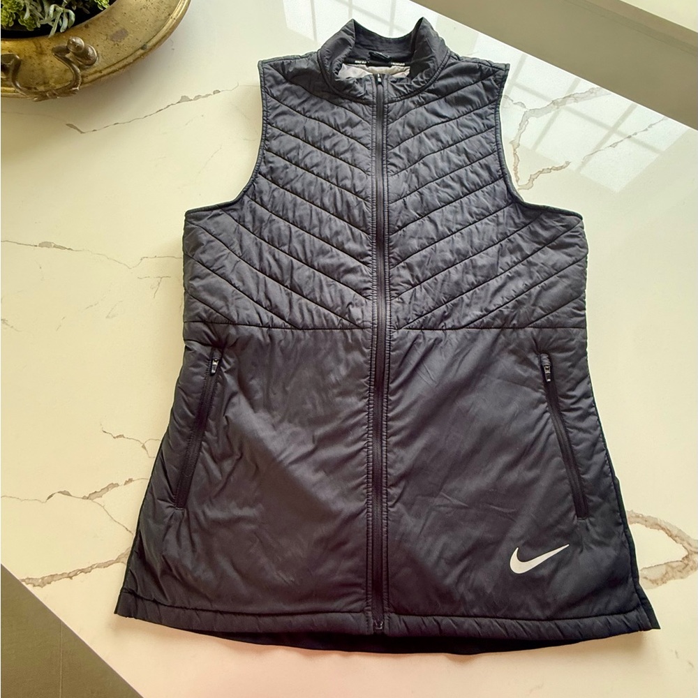 Black Nike Aerolayer Running Vest EUC! Like New!